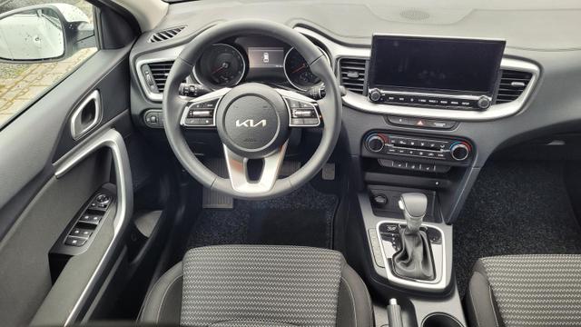 Kia Ceed Sportswagon TOP SW AT Top*VollLED*Navi*Shzg*PDC*Cam*17Zoll 