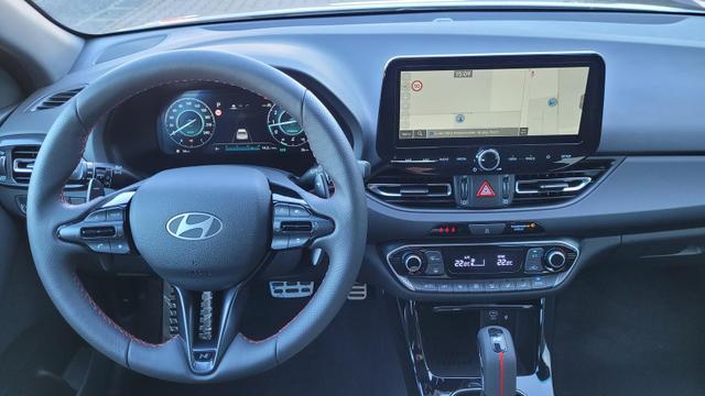 Hyundai i30 Kombi N-Line N-Line*Navi*LED*Shzg*PDC*Cam*18Zoll 