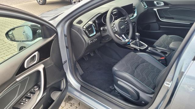 Kia Ceed Sportswagon Edition 30 SW Edition30*LED*Navi*Shzg*Lhzg*PDC*Cam*17" 