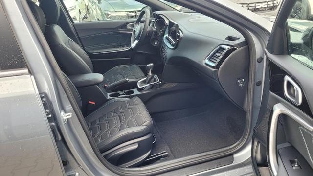 Kia Ceed Sportswagon Edition 30 SW Edition30*LED*Navi*Shzg*Lhzg*PDC*Cam*17" 