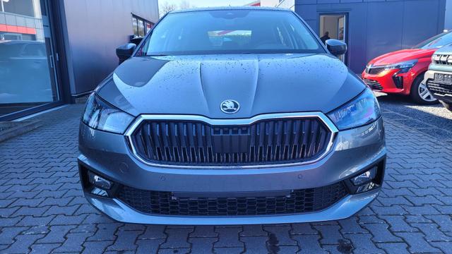 Skoda Fabia Selection Selection*5JGar*LED*Shzg*PDC*Cam*15Zoll* 