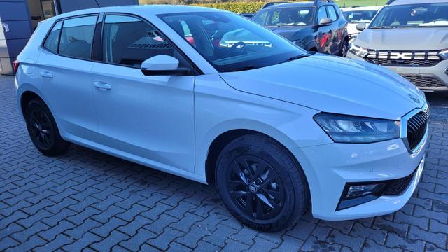 Skoda Fabia Selection Selection*5JGar*LED*Shzg*PDC*Cam*15Zoll* 