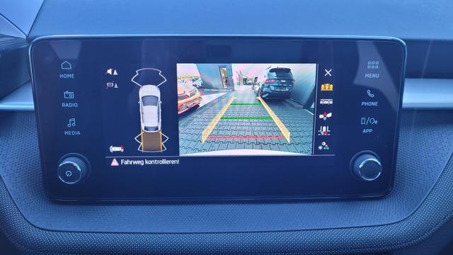 Skoda Fabia Selection Selection*5JGar*LED*Shzg*PDC*Cam*15Zoll* 