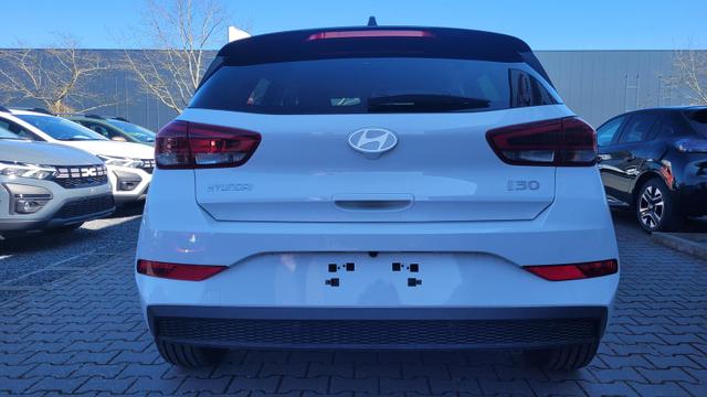 Hyundai i30 Familiy HB 1.5 MJ25*Navi*LED*Shzg*PDCv&h*Cam*16 