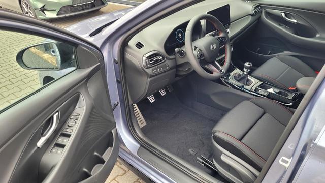Hyundai i30 N-Line HB N-Line*Navi*LED*Shzg*Lhzg*PDCv+h*Cam*18" 