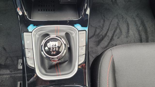 Hyundai i30 N-Line HB N-Line*Navi*LED*Shzg*Lhzg*PDCv+h*Cam*18" 