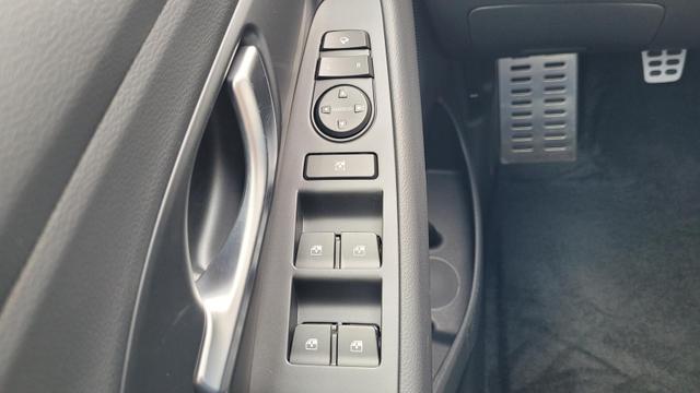 Hyundai i30 N-Line HB N-Line*Navi*LED*Shzg*Lhzg*PDCv+h*Cam*18" 