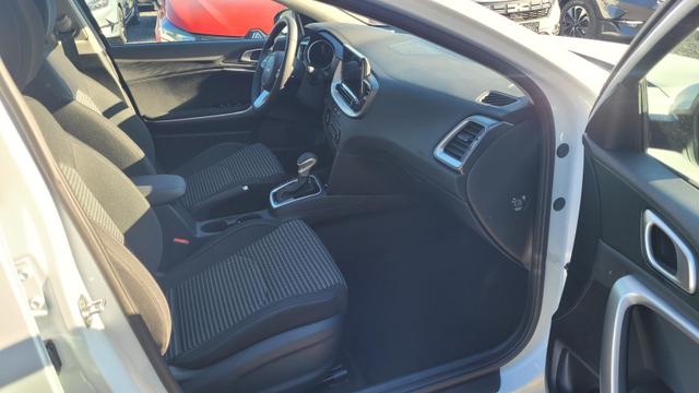 Kia Ceed Top AT*LED*Navi*Shzg*PDCv+h*Cam*17Zoll* 