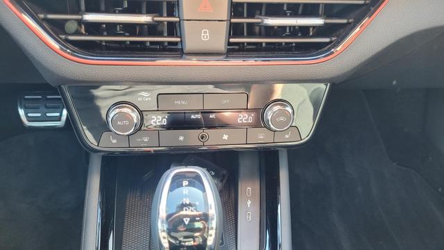 Skoda Kamiq Monte Carlo Carlo*LED*Navi*Shzg*PDC*Cam*ACC*18"* 