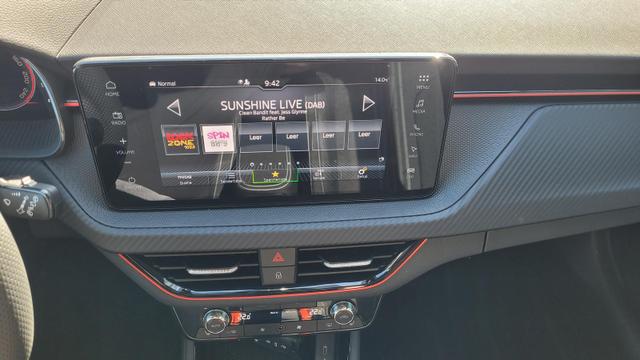Skoda Kamiq Monte Carlo Carlo*LED*Navi*Shzg*PDC*Cam*ACC*18"* 