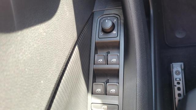 Skoda Kamiq Monte Carlo Carlo*LED*Navi*Shzg*PDC*Cam*ACC*18"* 
