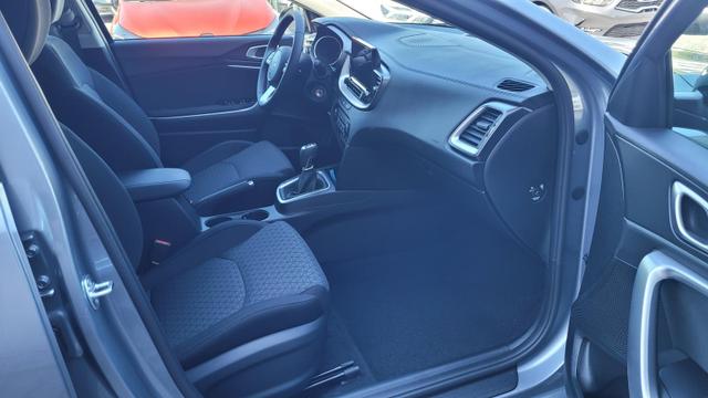 Kia Ceed SPIN 1.5 Spin*Navi*Shzg*Lhzg*PDC*Cam*16Zoll* 