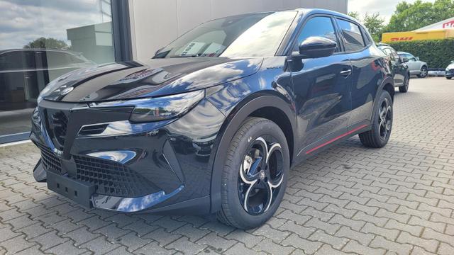 Alfa Romeo Junior - Ibrida 1.2 VGT 48V-Hybrid (100kW) Speciale Speciale*LED*Navi*Shzg*PDC*Cam*18"