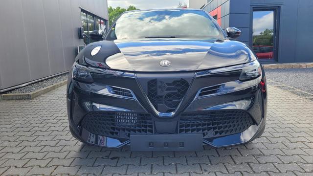 Alfa Romeo Junior Ibrida 1.2 VGT 48V-Hybrid (100kW) Speciale Speciale*LED*Navi*Shzg*PDC*Cam*18" 