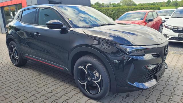 Alfa Romeo Junior Ibrida 1.2 VGT 48V-Hybrid (100kW) Speciale Speciale*LED*Navi*Shzg*PDC*Cam*18" 