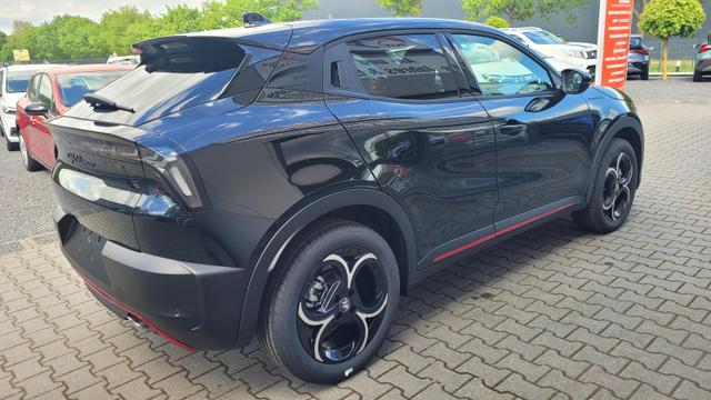 Alfa Romeo Junior Ibrida 1.2 VGT 48V-Hybrid (100kW) Speciale Speciale*LED*Navi*Shzg*PDC*Cam*18" 