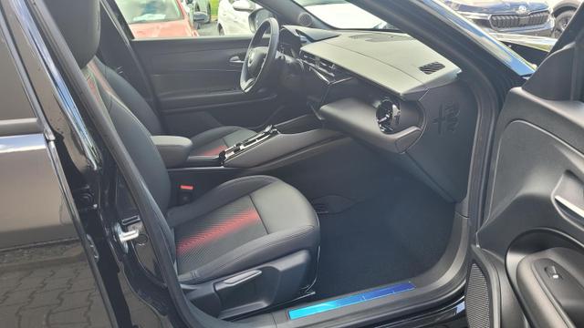 Alfa Romeo Junior Ibrida 1.2 VGT 48V-Hybrid (100kW) Speciale Speciale*LED*Navi*Shzg*PDC*Cam*18" 