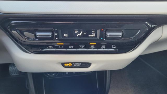 Suzuki Swift Comfort+ Comfort+*Navi*LED*Shzg*PDC*Cam*ACC*Klima* 