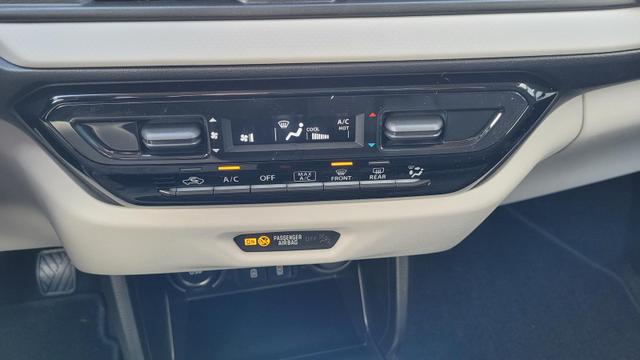 Suzuki Swift Comfort+ Comfort+*Navi*LED*Shzg*PDC*Cam*ACC*Klima* 