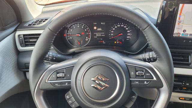 Suzuki Swift Comfort+ Comfort+*Navi*LED*Shzg*PDC*Cam*ACC*Klima* 