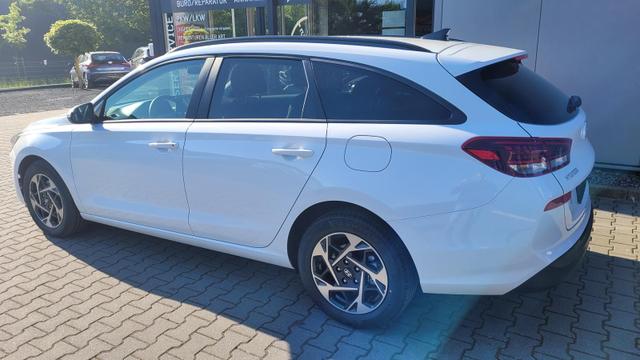 Hyundai i30 Kombi Smart SW 1.5 MJ25*Navi*LED*Shzg*PDCv&h*Cam*16 