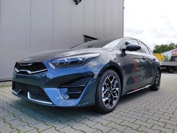 Kia ProCeed - Ultimate Ultimate*Navi*LED*Shzg*PDC*Cam*SD*17"