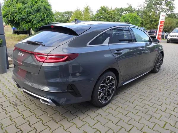 Kia ProCeed Ultimate Ultimate*Navi*LED*Shzg*PDC*Cam*SD*17" 