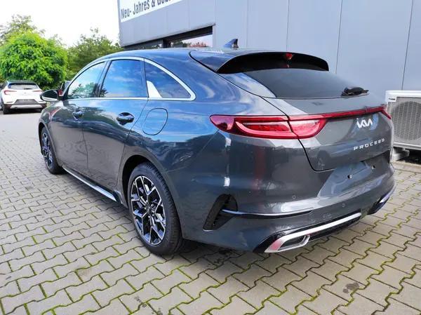 Kia ProCeed Ultimate Ultimate*Navi*LED*Shzg*PDC*Cam*SD*17" 