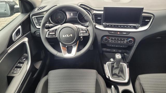 Kia Ceed Gold Gold*LED*Navi*Shzg*Lhzg*PDC*Cam*16Zoll* 