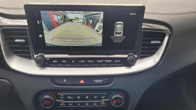 Kia Ceed Gold Gold*LED*Navi*Shzg*Lhzg*PDC*Cam*16Zoll* 