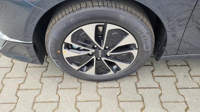 Kia Ceed Gold Gold*LED*Navi*Shzg*Lhzg*PDC*Cam*16Zoll* 