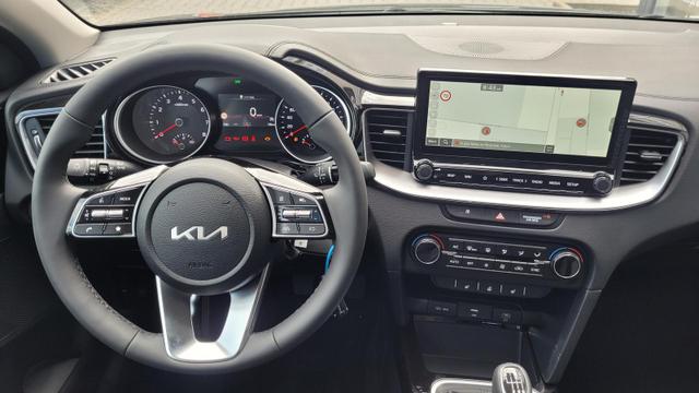 Kia Ceed Gold Gold*LED*Navi*Shzg*Lhzg*PDC*Cam*16Zoll* 