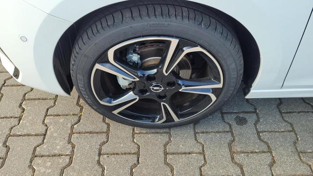 Opel Corsa GS Line FL GS*LED*Shzg*Lhzg*PDCv+h*Cam*17*PDach* 