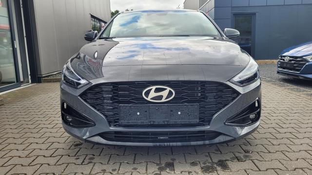 i30 - Family HB Family*Navi*LED*Shzg*Lhzg*PDC*Cam*16Zoll*