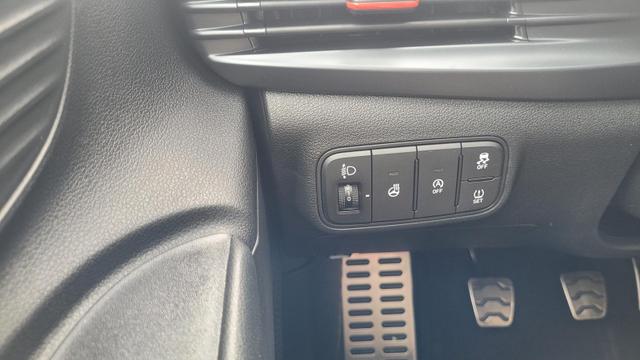 Hyundai i20 N-Line FL N-Line*LED*Navi*Shzg*PDC*Cam*17Zoll* 