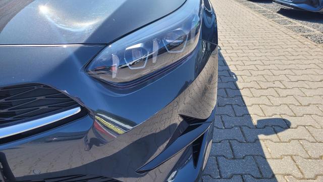 Kia Ceed Sportswagon Edition 30 SW Edition30*LED*Navi*Shzg*Lhzg*PDC*Cam*17" 