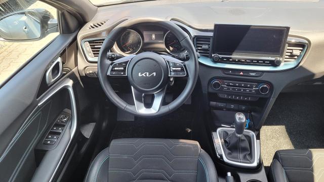 Kia Ceed Sportswagon Edition 30 SW Edition30*LED*Navi*Shzg*Lhzg*PDC*Cam*17" 