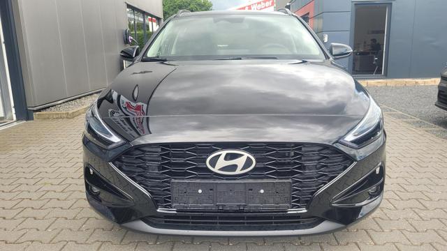 Hyundai i30 Kombi Family SW Family*Navi*LED*Shzg*Lhzg*PDC*Cam*16Zoll* 