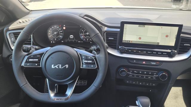 Kia ProCeed Ultimate+ GT-Line+*Navi*LED*Shzg4x*PDC*Cam*SD*18" 