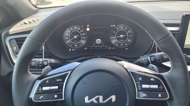 Kia ProCeed Ultimate+ GT-Line+*Navi*LED*Shzg4x*PDC*Cam*SD*18" 
