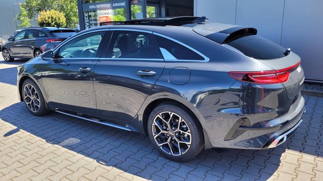 Kia ProCeed Ultimate GT-Line*Navi*LED*Shzg*PDC*Cam*SD*17" 