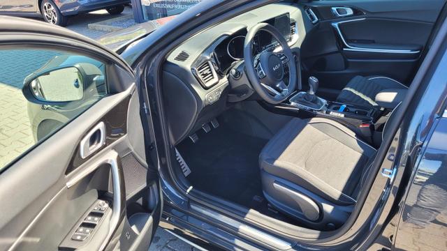 Kia ProCeed Ultimate GT-Line*Navi*LED*Shzg*PDC*Cam*SD*17" 