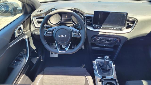 Kia ProCeed Ultimate GT-Line*Navi*LED*Shzg*PDC*Cam*SD*17" 