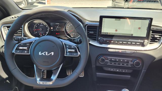 Kia ProCeed Ultimate GT-Line*Navi*LED*Shzg*PDC*Cam*SD*17" 