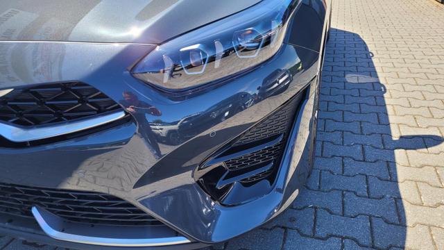 Kia ProCeed Ultimate GT-Line*Navi*LED*Shzg*PDC*Cam*SD*17" 