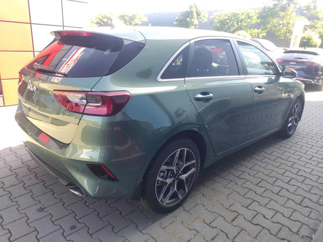 Kia Ceed Platinum AT*LED*Navi*Shzg*PDCv+h*Cam*SD*17" 