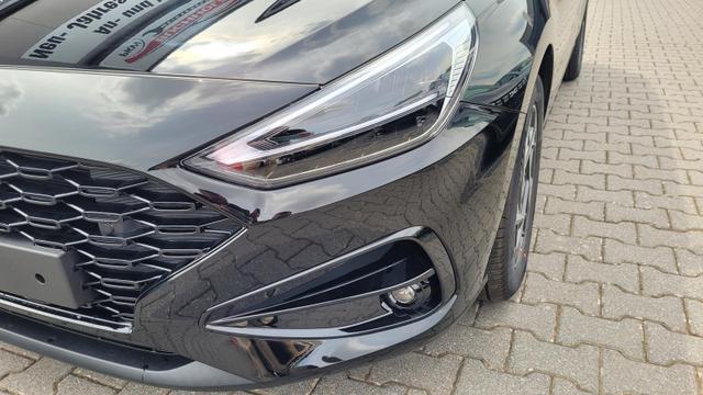 Hyundai i30 Family HB Family*Navi*LED*Shzg*Lhzg*PDC*Cam*16Zoll* 