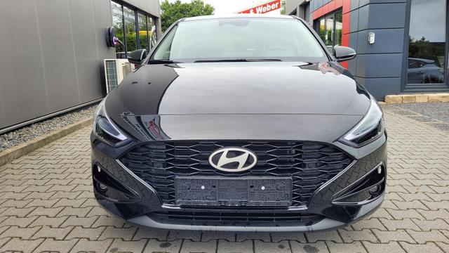 Hyundai i30 Familiy HB Family*LED*Navi*Shzg*Lhzg*PDC*Cam*16Zoll* 