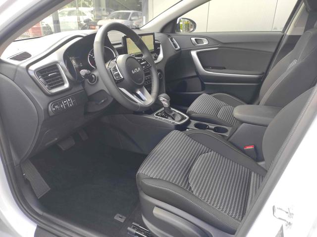Kia Ceed Sportswagon TOP SW AT Top*VollLED*Navi*Shzg*PDC*Cam*16Zoll 