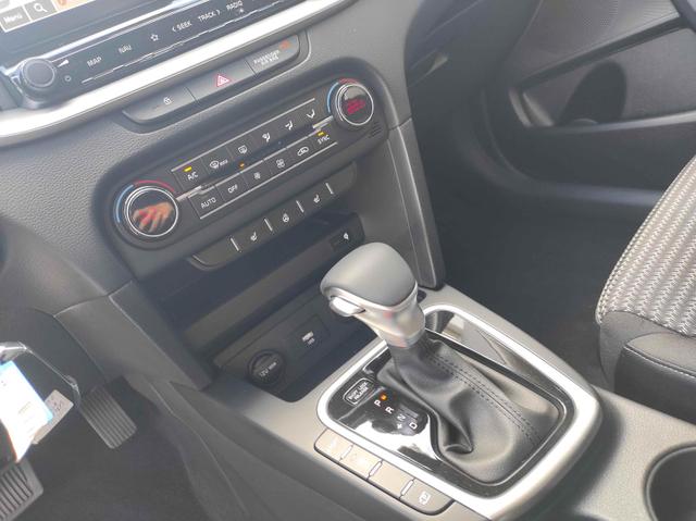 Kia Ceed Sportswagon TOP SW AT Top*VollLED*Navi*Shzg*PDC*Cam*16Zoll 